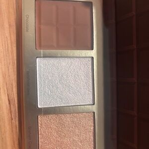 Sephora Highlight/contour pallet